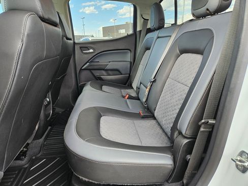 Used 2020 Chevrolet Colorado Z71 AWD/4WD image 27