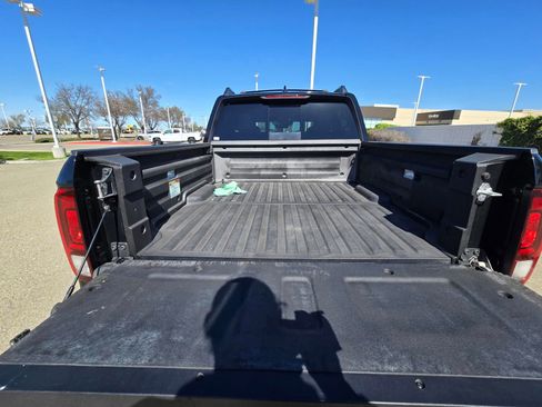 Used 2023 Honda Ridgeline Black Edition image 10