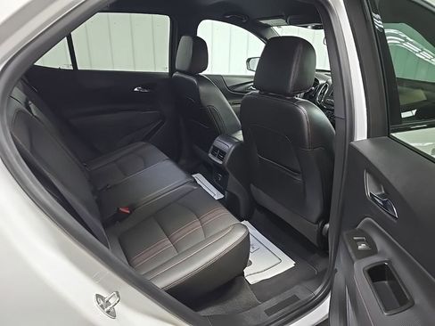 Used 2022 Chevrolet Equinox RS AWD/4WD image 17