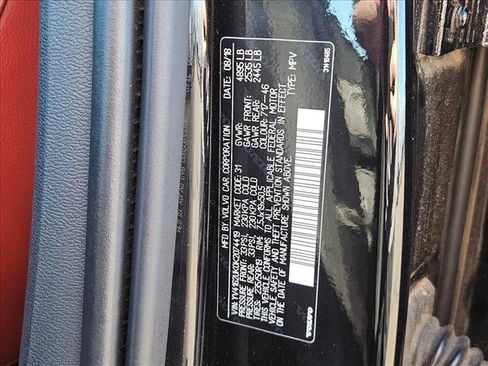 Used 2019 Volvo XC40 T5 Momentum image 15