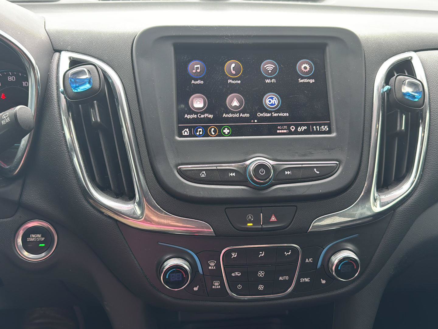 Used 2022 Chevrolet Equinox LT AWD/4WD image 13