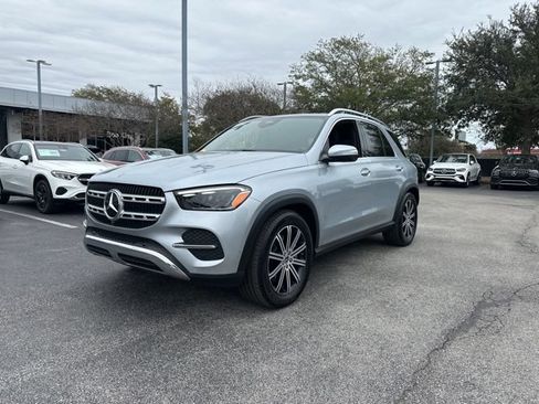 Certified 2025 Mercedes-Benz GLE 450 4MATIC image 2