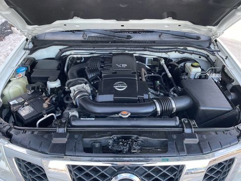 Used 2014 Nissan Frontier SV image 42