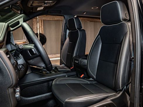 Used 2023 Chevrolet Suburban Premier w/ Max Trailering Package image 20