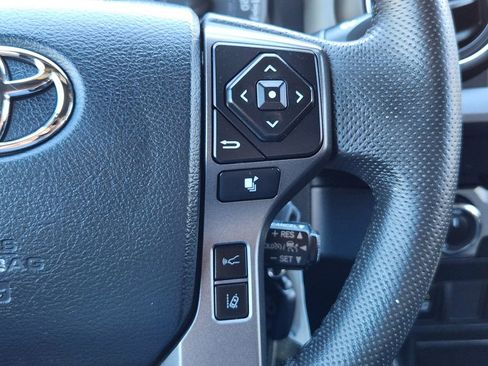 Used 2020 Toyota Tacoma TRD Off-Road w/ Technology Package image 23