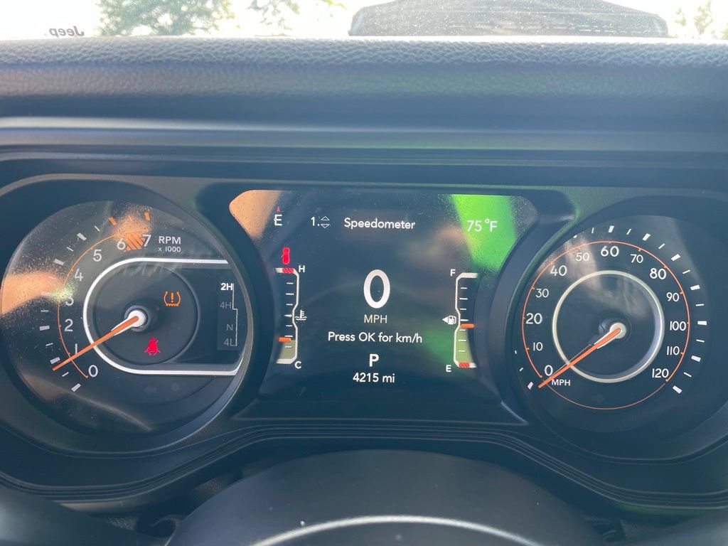 Used 2025 Jeep Wrangler Unlimited Sport AWD/4WD image 30