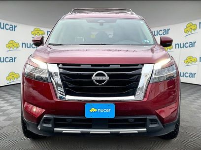 Used 2023 Nissan Pathfinder SL w/ Cargo Package