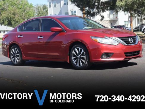 Used 2017 Nissan Altima 2.5 SV FWD image 1