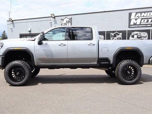 Used 2025 GMC Sierra 3500 AT4 w/ AT4 Premium Plus Package AWD/4WD image 2