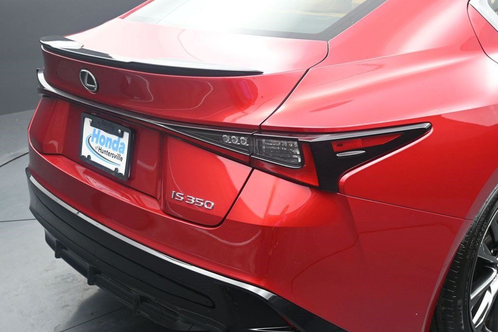 Used 2025 Lexus IS 350 F Sport RWD image 9