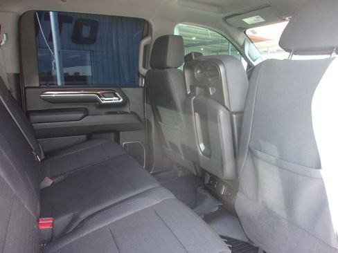 Used 2024 Chevrolet Silverado 2500 LT AWD/4WD image 14