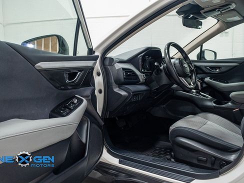 Used 2024 Subaru Outback Premium image 10
