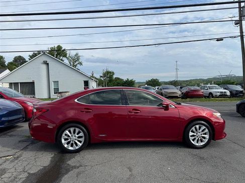 Used 2013 Lexus ES 300h w/ Luxury Pkg FWD image 6