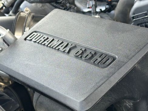 Used 2024 Chevrolet Silverado 2500 LT AWD/4WD image 33