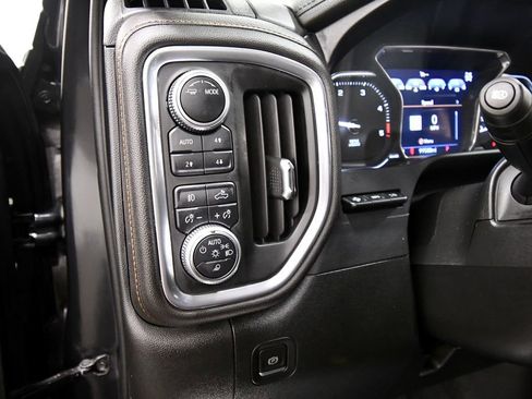 Used 2020 GMC Sierra 2500 AT4 w/ AT4 Premium Package image 20