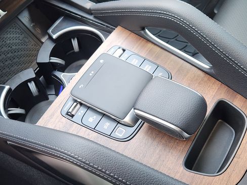 New 2026 Mercedes-Benz GLE 350 4MATIC image 21