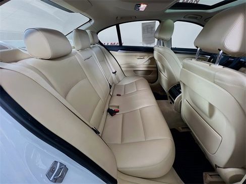 Used 2014 BMW 535i Sedan image 41
