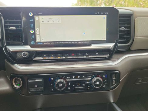 Used 2022 Chevrolet Silverado 1500 LTZ w/ LTZ Premium Package AWD/4WD image 24