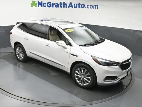 Used 2020 Buick Enclave Premium w/ Sun and Sites Package AWD/4WD image 3