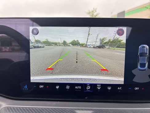 Used 2024 Ford Mustang Premium image 17