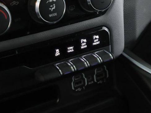 Used 2022 RAM 1500 Big Horn image 15