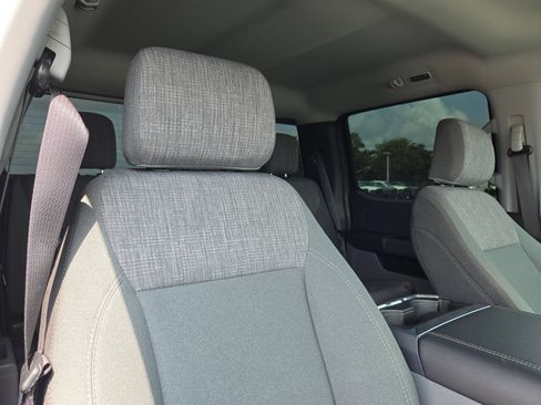 Used 2024 Ford F350 XLT AWD/4WD image 30