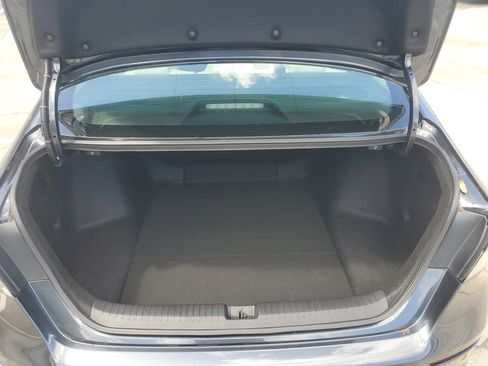 Used 2025 Honda Accord EX-L image 9