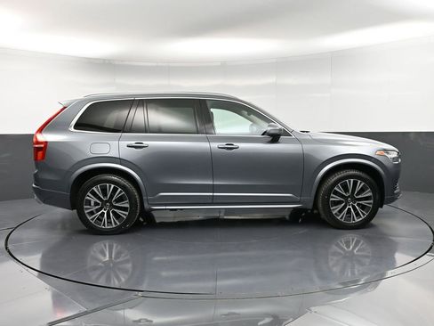 Used 2020 Volvo XC90 T5 Momentum image 9