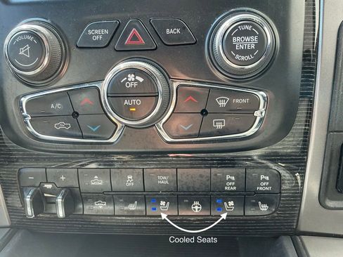 Used 2017 RAM 1500 Limited image 16