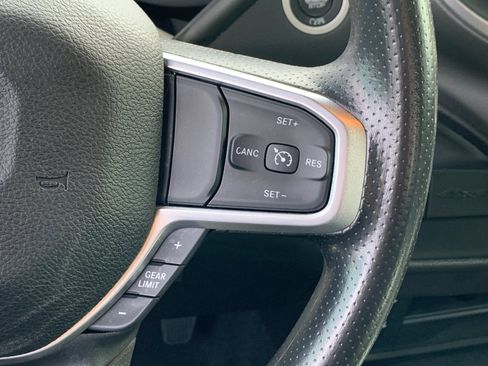 Used 2024 RAM 3500 Big Horn image 26