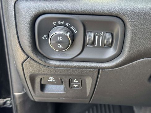 Certified 2023 RAM 1500 Laramie AWD/4WD image 19