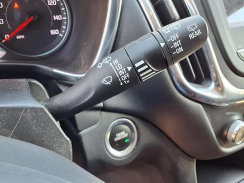 Used 2022 Chevrolet Equinox LT AWD/4WD image 23