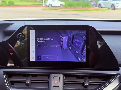 Certified 2025 Lexus UX 300h FWD w/ Accessory Package (Z1) image 18