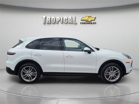 Used 2021 Porsche Cayenne image 6