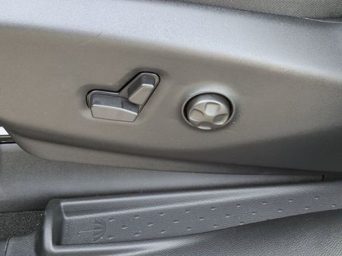 New 2026 Chrysler Pacifica Limited FWD image 15