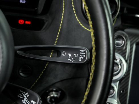 Used 2018 McLaren 720S Performance RWD image 34