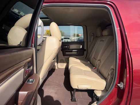 Used 2018 RAM 3500 Laramie image 22