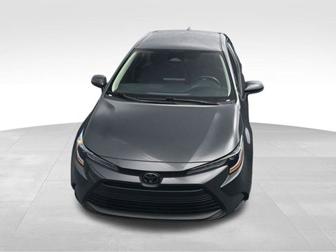 Used 2025 Toyota Corolla LE w/ Convenience Package FWD image 35