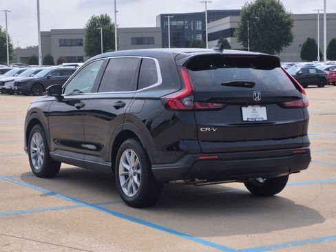 Certified 2024 Honda CR-V EX image 8