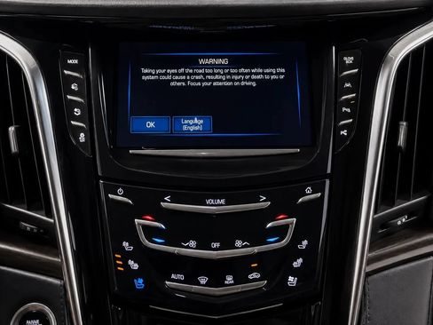 Used 2019 Cadillac Escalade Platinum AWD/4WD image 40