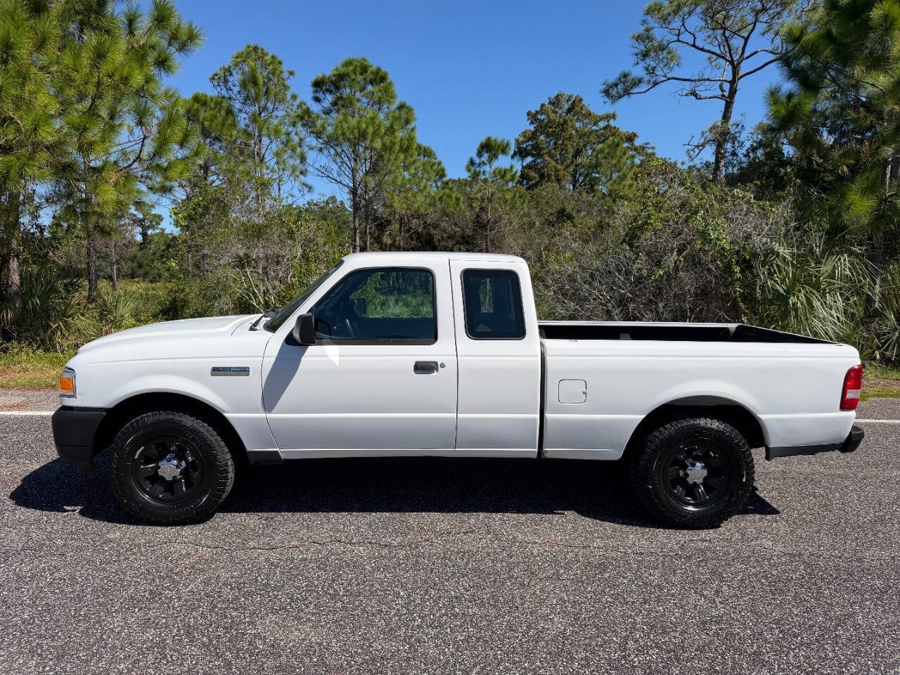 Used 2011 Ford Ranger XL RWD image 2