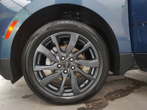 Used 2024 Chevrolet Equinox RS AWD/4WD image 29