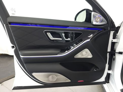 Used 2025 Mercedes-Benz S 63 AMG S image 5