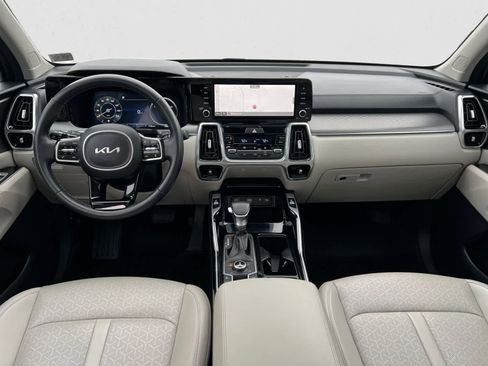 Certified 2023 Kia Sorento SX image 13
