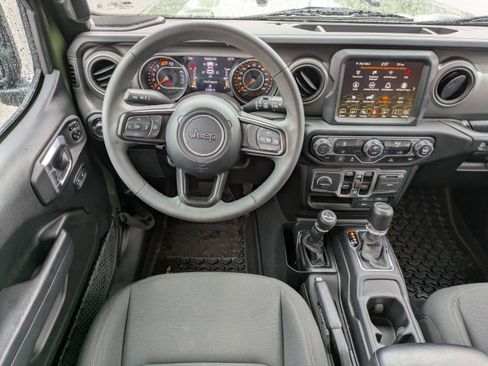 Used 2023 Jeep Wrangler Unlimited Sport AWD/4WD image 16