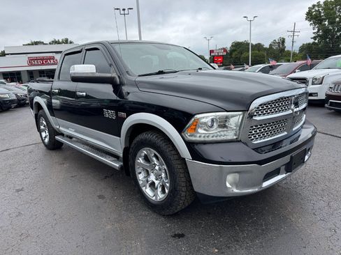 Used 2014 RAM 1500 Laramie w/ Trailer Tow Group AWD/4WD image 7
