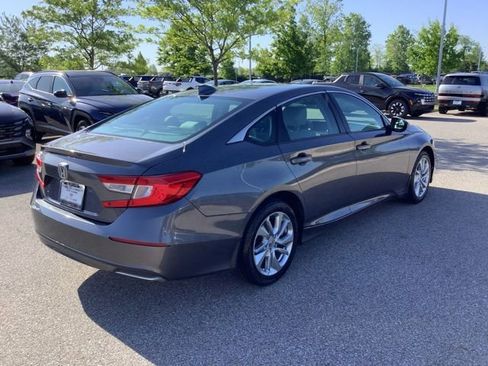 Used 2018 Honda Accord LX image 5