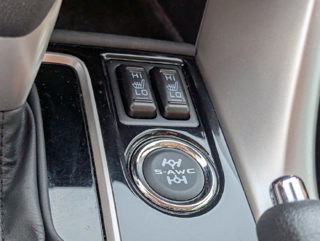 Used 2024 Mitsubishi Eclipse Cross Ralliart AWD/4WD image 24