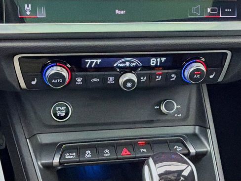 Used 2023 Audi Q3 2.0T Premium Plus w/ Premium Plus Package image 16