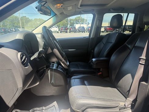 Used 2016 Jeep Compass High Altitude AWD/4WD image 9